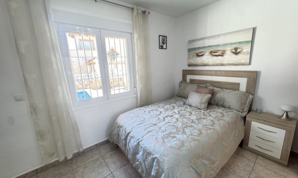 Återförsäljning - Fristående villa -
Villamartín