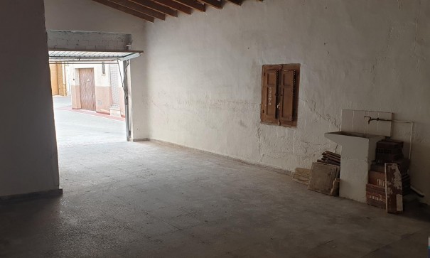 Återförsäljning - Garage -
Benferri - CENTRO