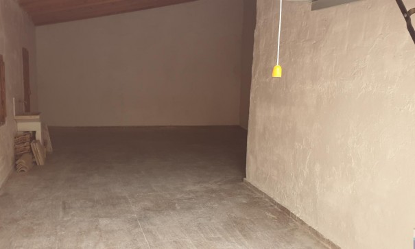 Återförsäljning - Garage -
Benferri - CENTRO