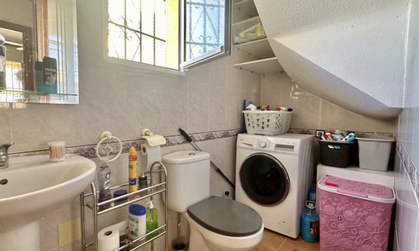 Återförsäljning - Villa i parhus -
Orihuela Costa - Los Altos