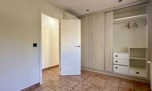 Videresalg - Fritliggende villa -
Orihuela Costa - Las Filipinas