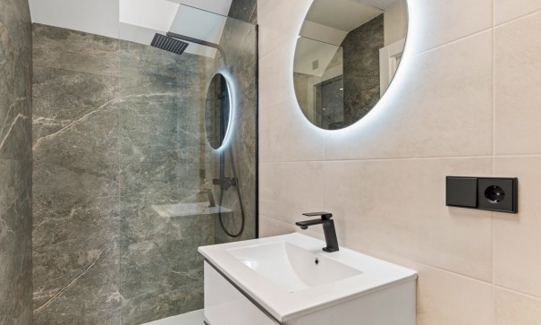 Herverkoop - Vrijstaande Villa -
Torre de la Horadada