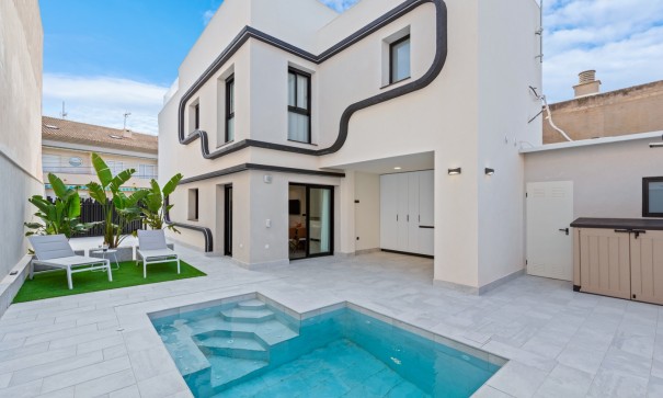 Herverkoop - Vrijstaande Villa -
Torre de la Horadada