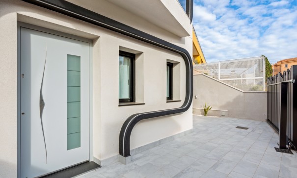 Herverkoop - Vrijstaande Villa -
Torre de la Horadada