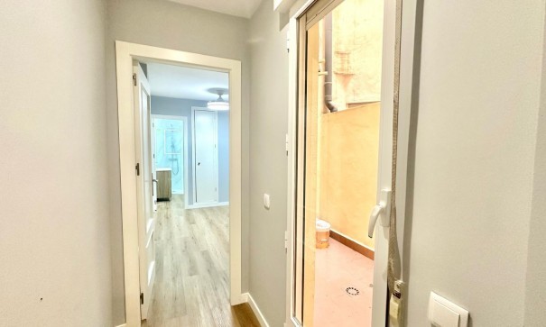 Videresalg - Lejlighed lejlighed -
Torrevieja - La Mata pueblo