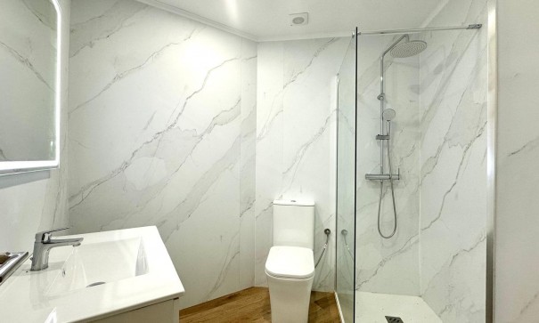 Videresalg - Lejlighed lejlighed -
Torrevieja - La Mata pueblo