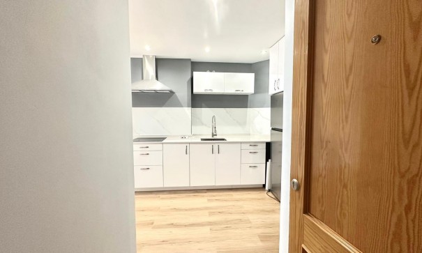 Videresalg - Lejlighed lejlighed -
Torrevieja - La Mata pueblo