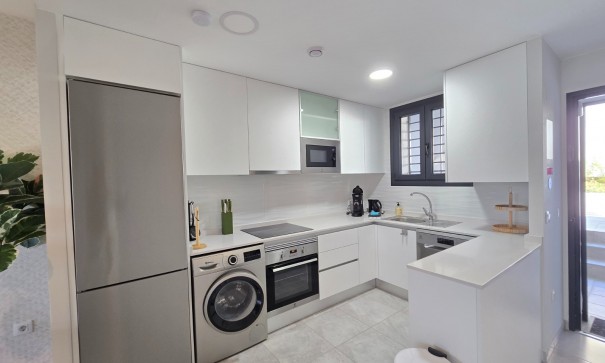 Sprzedaż - Apartament mieszkanie -
Orihuela Costa - Villamartín