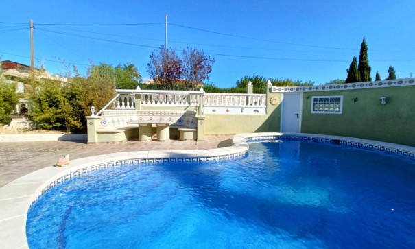 Resale - Freistehende Villa -
Hondón de los Fráiles