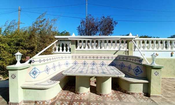 Resale - Freistehende Villa -
Hondón de los Fráiles