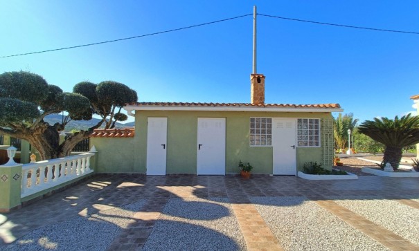 Resale - Freistehende Villa -
Hondón de los Fráiles