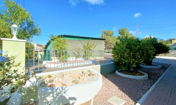 Resale - Freistehende Villa -
Hondón de los Fráiles