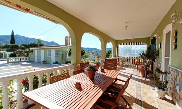 Resale - Freistehende Villa -
Hondón de los Fráiles