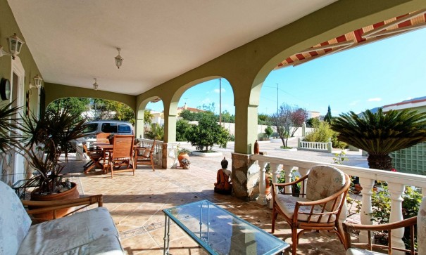 Resale - Freistehende Villa -
Hondón de los Fráiles