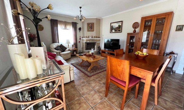 Resale - Freistehende Villa -
Hondón de los Fráiles