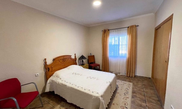 Resale - Freistehende Villa -
Hondón de los Fráiles