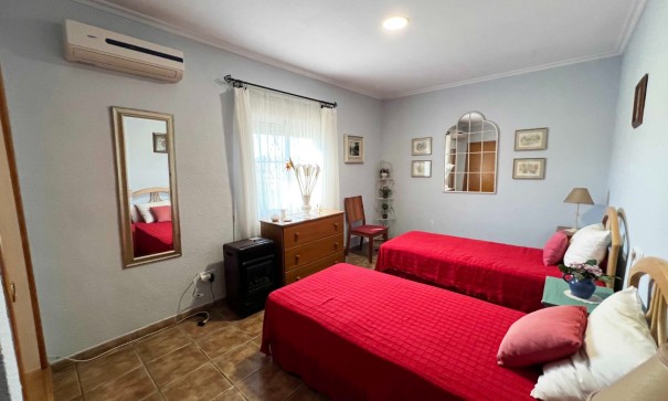 Resale - Freistehende Villa -
Hondón de los Fráiles