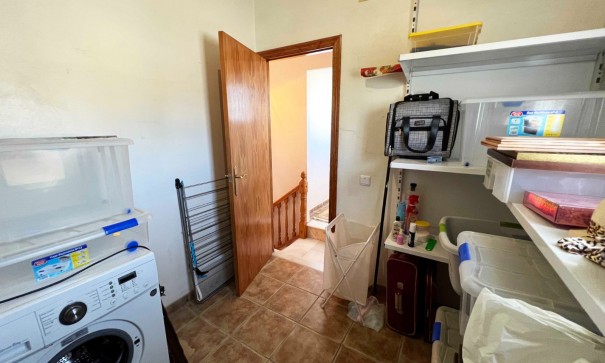 Resale - Freistehende Villa -
Hondón de los Fráiles