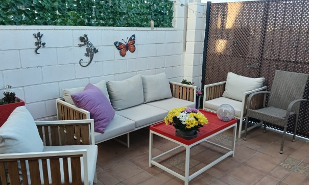 Herverkoop - Halfvrijstaande villa -
Los Montesinos - La herrada