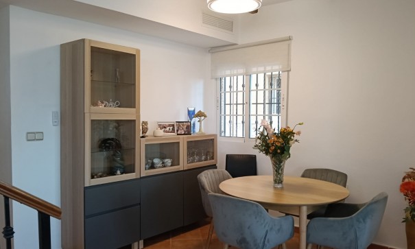 Herverkoop - Huis - Vrijstaande Villa (4) -
Los Montesinos - La herrada