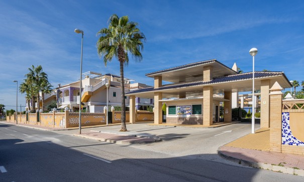 Venta - Apartamento en planta baja -
Ciudad Quesada - Rojales - Doña Pepa