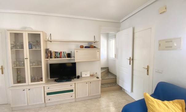 Resale - Stadthaus -
Benijofar - Monte Azul