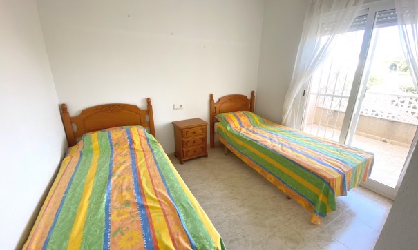 Resale - Stadthaus -
Benijofar - Monte Azul