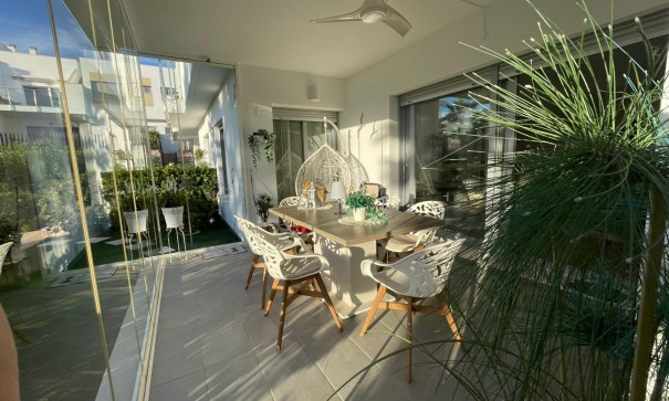 Sprzedaż - Apartament mieszkanie -
Orihuela - Vistabella Golf