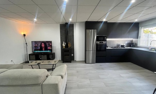 Sprzedaż - Dom miejski -
Algorfa