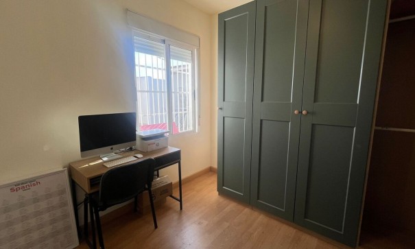 Sprzedaż - Dom miejski -
Algorfa