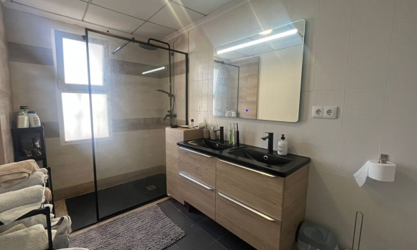 Sprzedaż - Dom miejski -
Algorfa