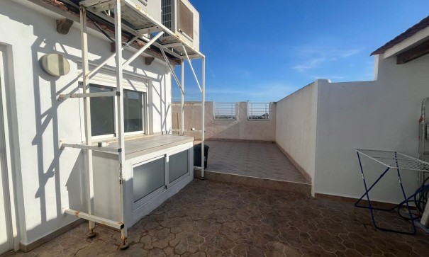 Sprzedaż - Dom miejski -
Algorfa