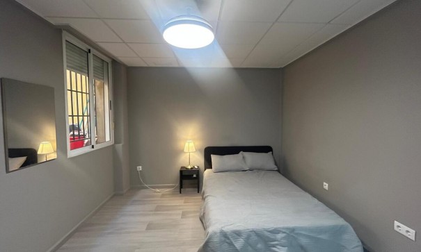 Sprzedaż - Dom miejski -
Algorfa