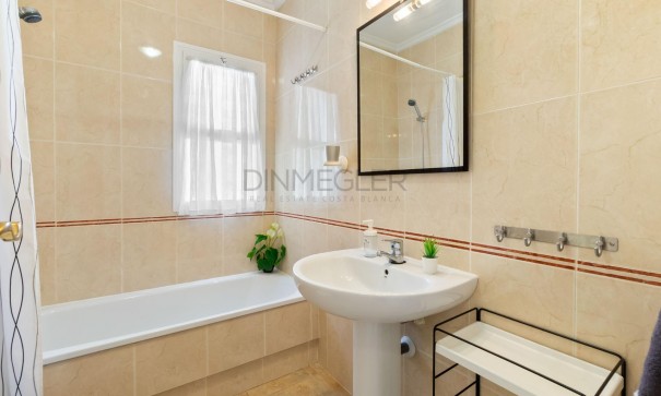 Videresalg - Lejlighed lejlighed -
Torrevieja - Aguas Nuevas