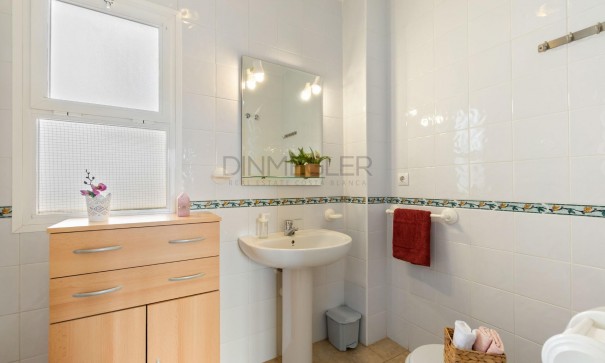 Videresalg - Lejlighed lejlighed -
Torrevieja - Aguas Nuevas