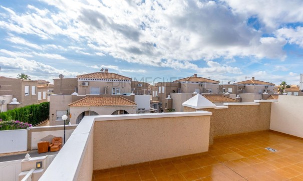 Videresalg - Lejlighed lejlighed -
Torrevieja - Aguas Nuevas