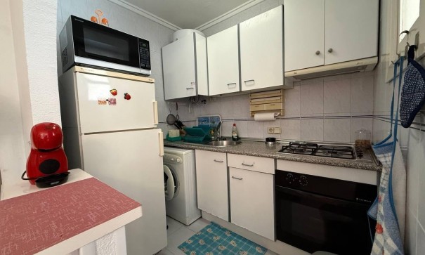 Återförsäljning - Lägenhet lägenhet -
Torrevieja - Acequion