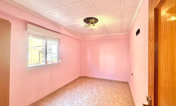 Återförsäljning - Lägenhet lägenhet -
Torrevieja - Estacion de autobuses