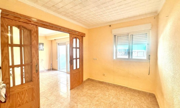 Återförsäljning - Lägenhet lägenhet -
Torrevieja - Estacion de autobuses