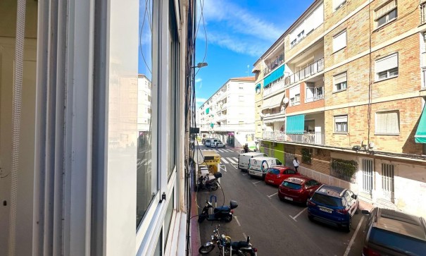 Återförsäljning - Lägenhet lägenhet -
Torrevieja - Estacion de autobuses