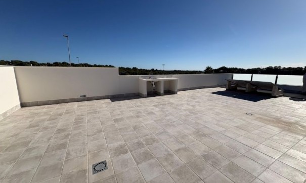 Återförsäljning - Fristående villa -
Pinar de Campoverde