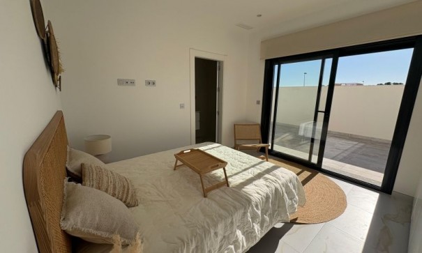 Återförsäljning - Fristående villa -
Pinar de Campoverde