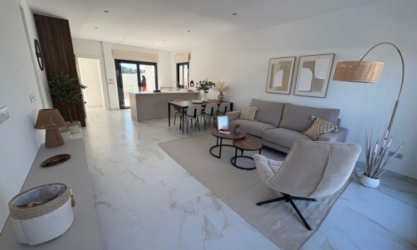 Återförsäljning - Fristående villa -
Pinar de Campoverde