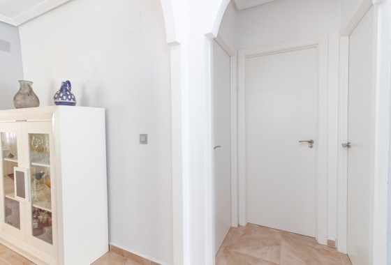 Revente - Villa mitoyenne -
La Zenia