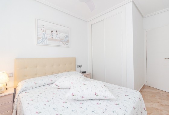 Revente - Villa mitoyenne -
La Zenia