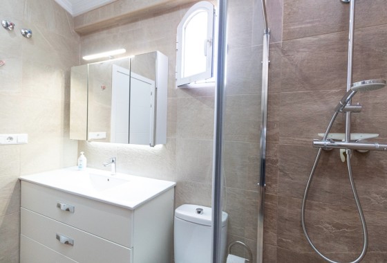 Revente - Villa mitoyenne -
La Zenia