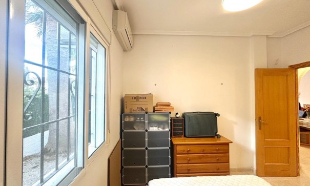 Återförsäljning - Fristående villa -
Bigastro - Comunidad valenciana