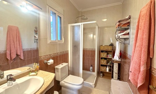 Återförsäljning - Fristående villa -
Bigastro - Comunidad valenciana