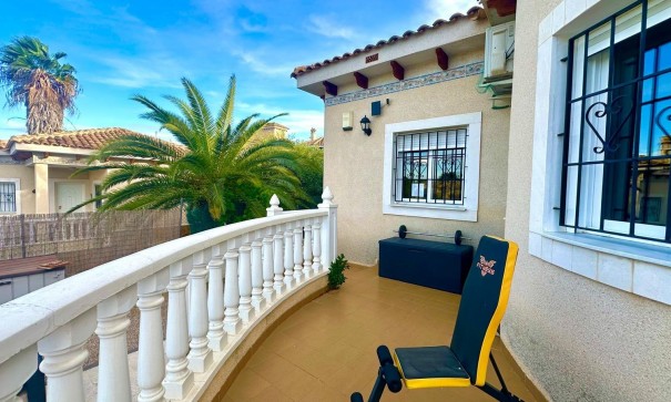 Återförsäljning - Fristående villa -
Bigastro - Comunidad valenciana