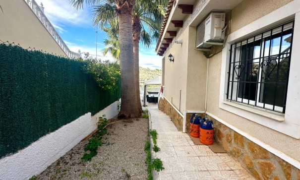 Återförsäljning - Fristående villa -
Bigastro - Comunidad valenciana